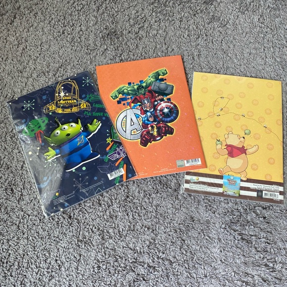 NWT: Lot of 3 note books - Picture 2 of 3